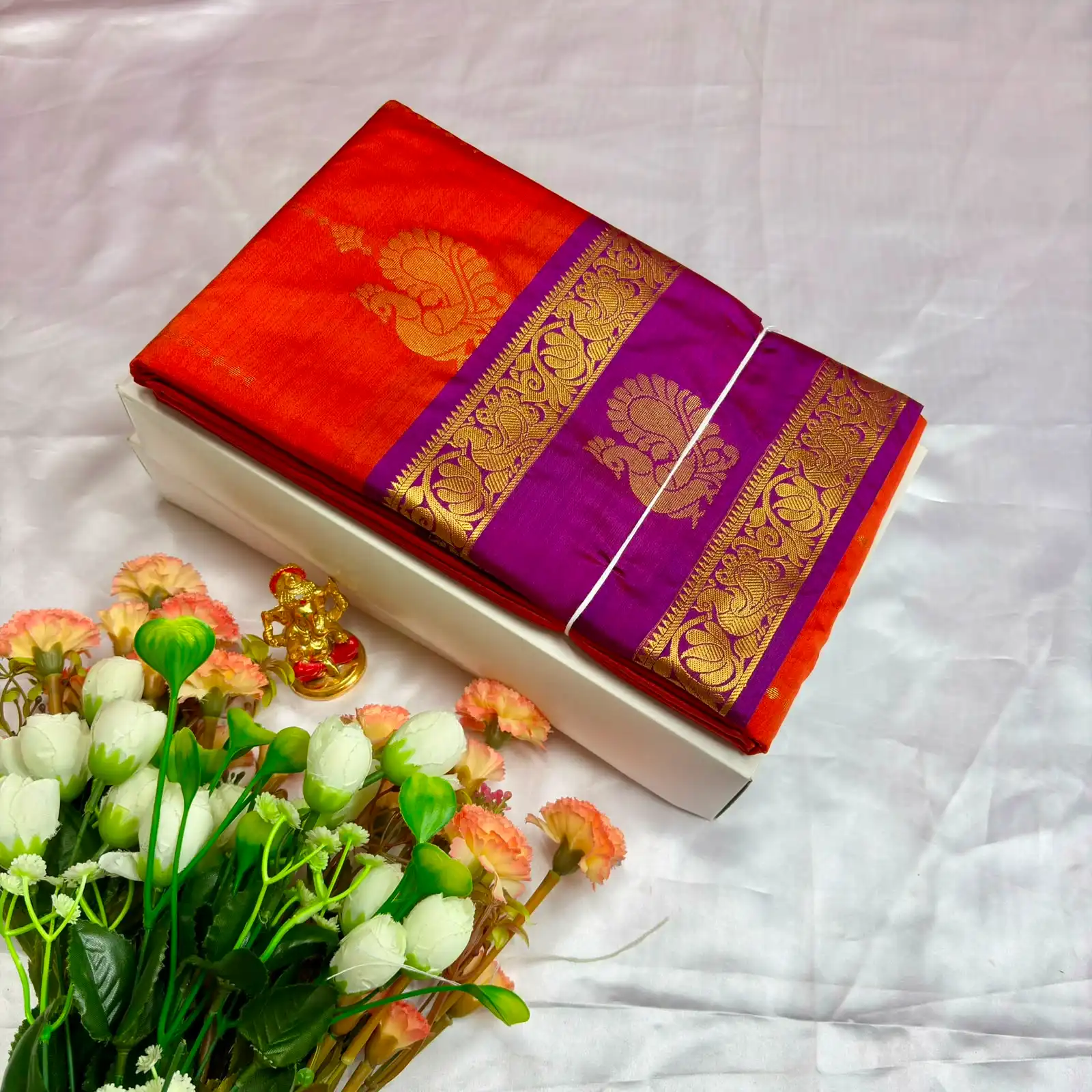 Traditional Paisley Motif Grand Border Semi Kanchipuram Silk Saree
